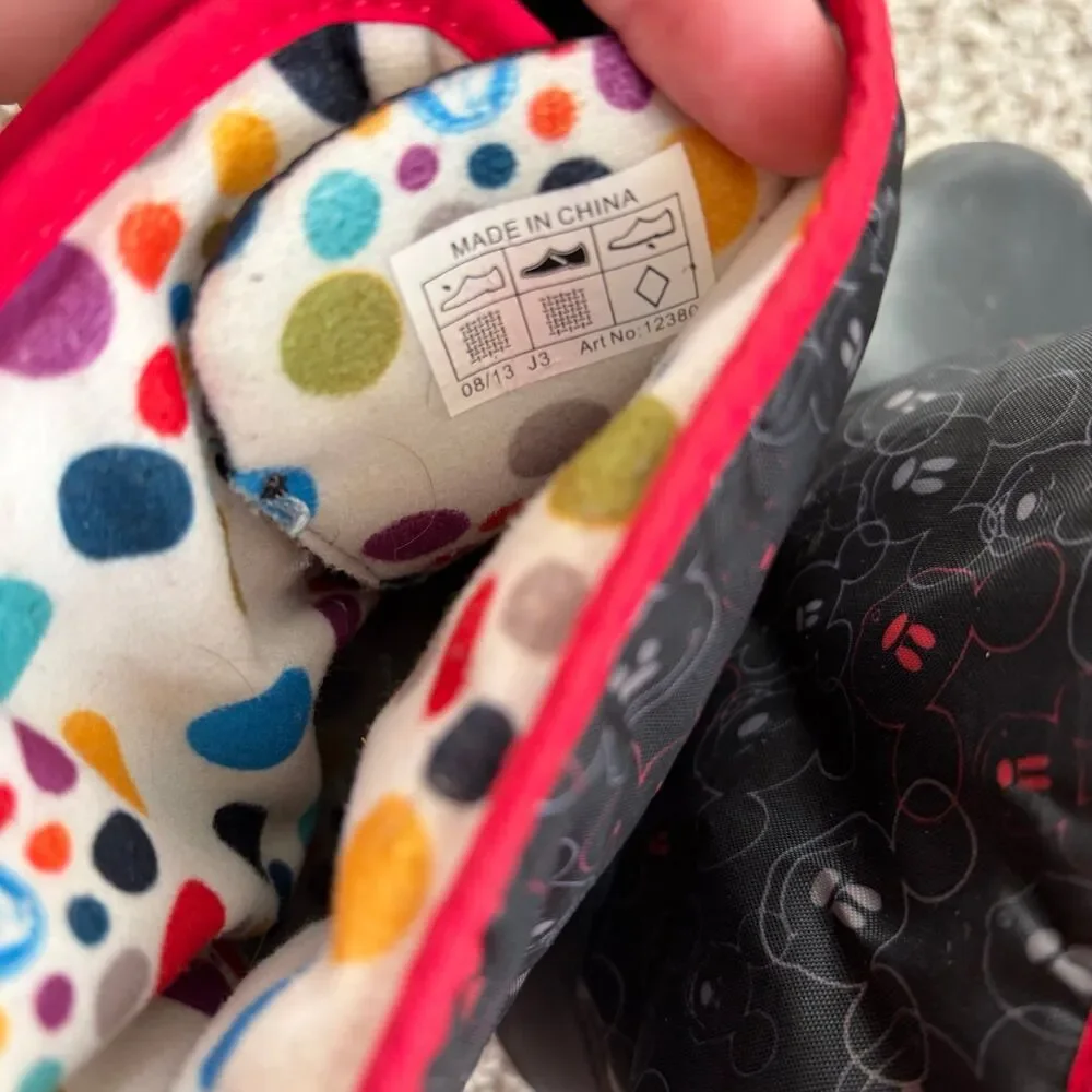 Size 3 / Boys Mickey Crocs Boots